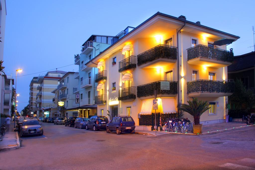Casa Vacanze Villa Spina ซัน เบเนเดตโต เดล ตรอนโต ห้อง รูปภาพ
