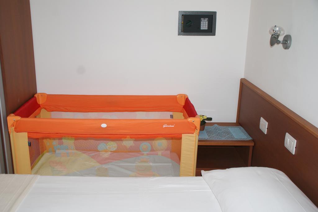 Casa Vacanze Villa Spina ซัน เบเนเดตโต เดล ตรอนโต ภายนอก รูปภาพ