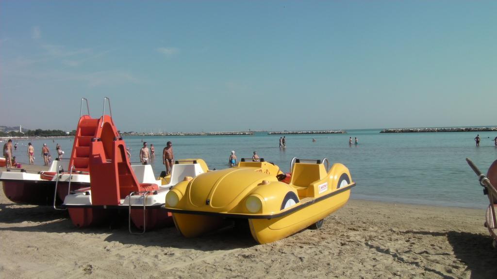Casa Vacanze Villa Spina ซัน เบเนเดตโต เดล ตรอนโต ภายนอก รูปภาพ
